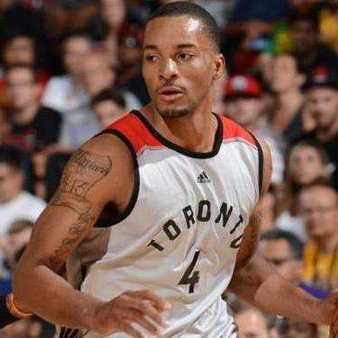 他的罚球稳 他的罚球稳