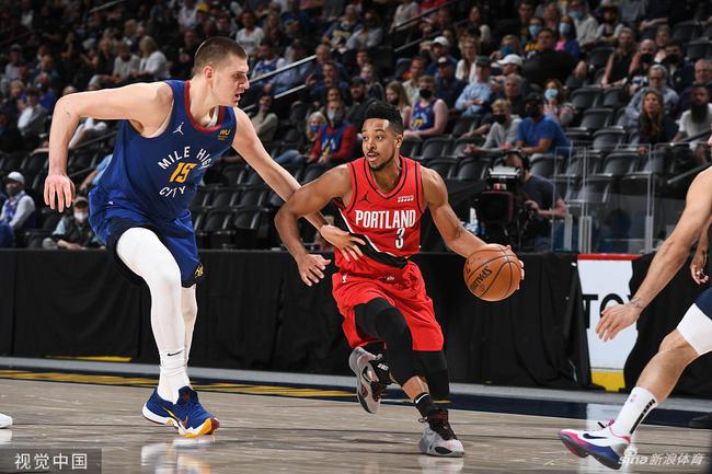 这是年轻球 这是年轻球